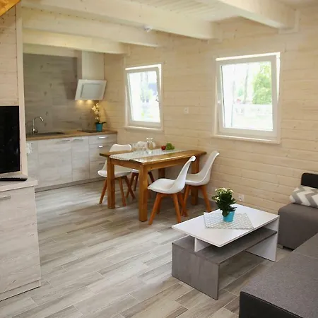 Morskie Wakacje Holiday home Dziwnow