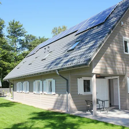 Morskie Wakacje Holiday home Dziwnow